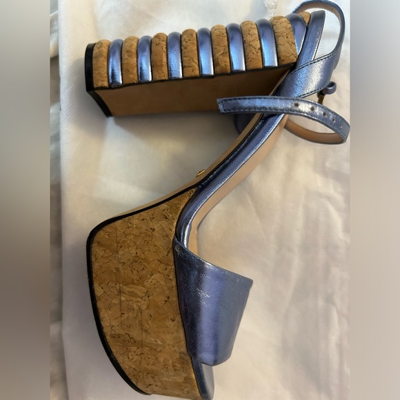 Gucci Metallic Leather Platform Sandal 100% Authentic size 6.5 Worn 1 time - Picture 3 of 4